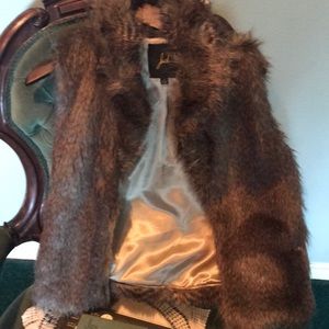 Faux Fur Vest. Dry Clean Only! Size Small.